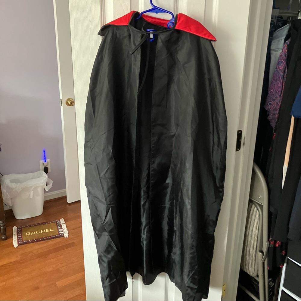 Halloween Black and Red Count Dracula Tie On Cape